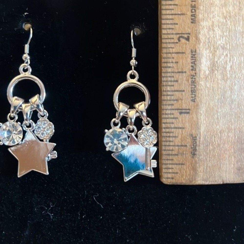 Fun silver tone dangle earrings. - Picture 3 of 3